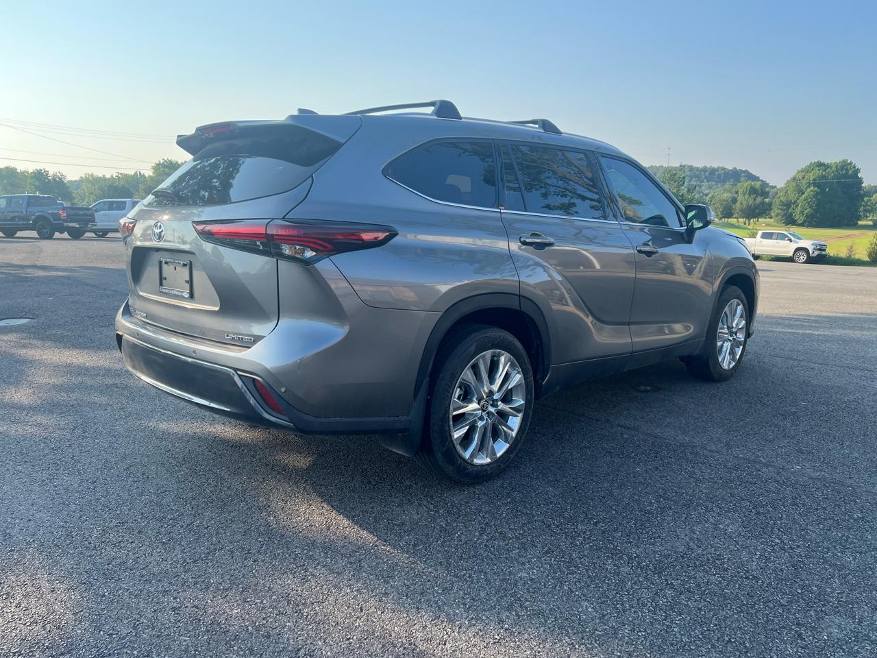 Toyota Highlander Limited 2025