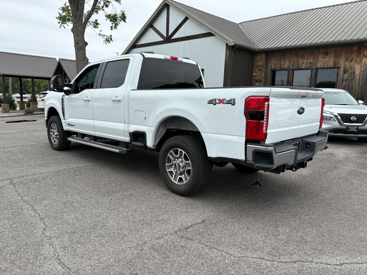 Ford F-250 SD XLT Crew Cab 4WD 2025
