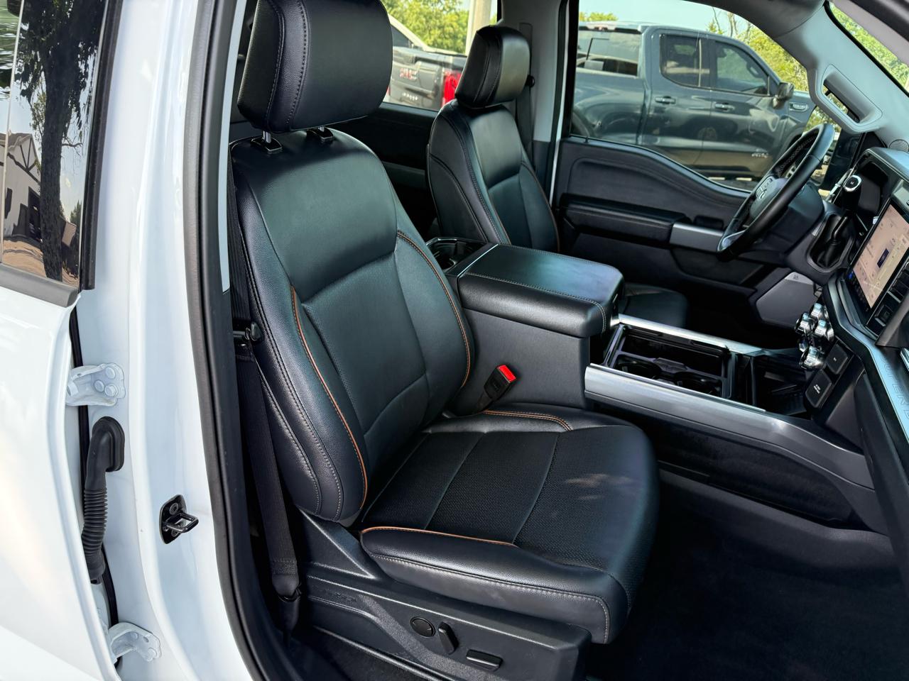 Ford F-250 SD Lariat Crew Cab 4WD 2025