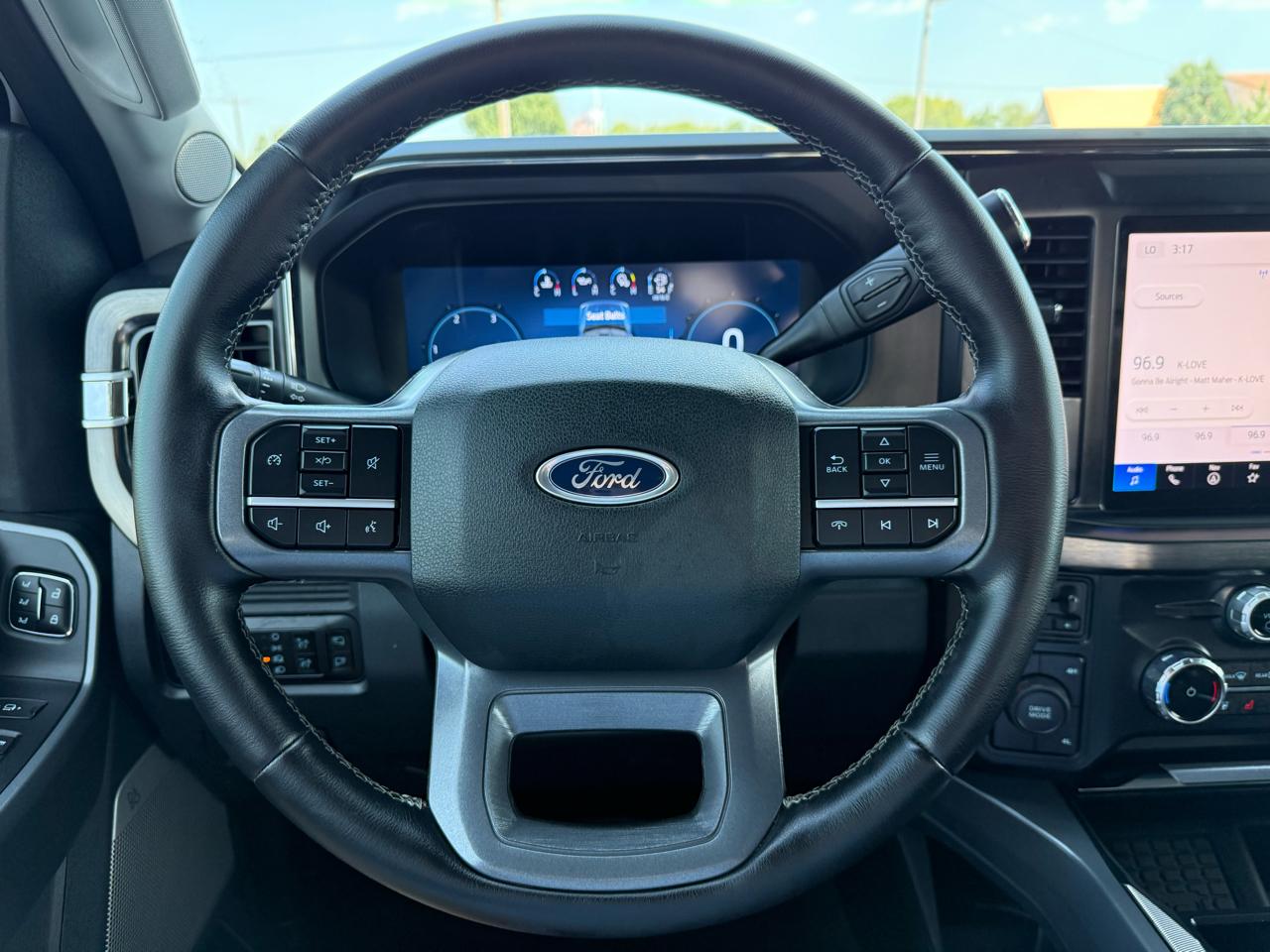 Ford F-250 SD Lariat Crew Cab 4WD 2025