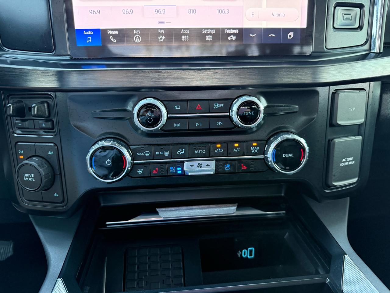 Ford F-250 SD Lariat Crew Cab 4WD 2025