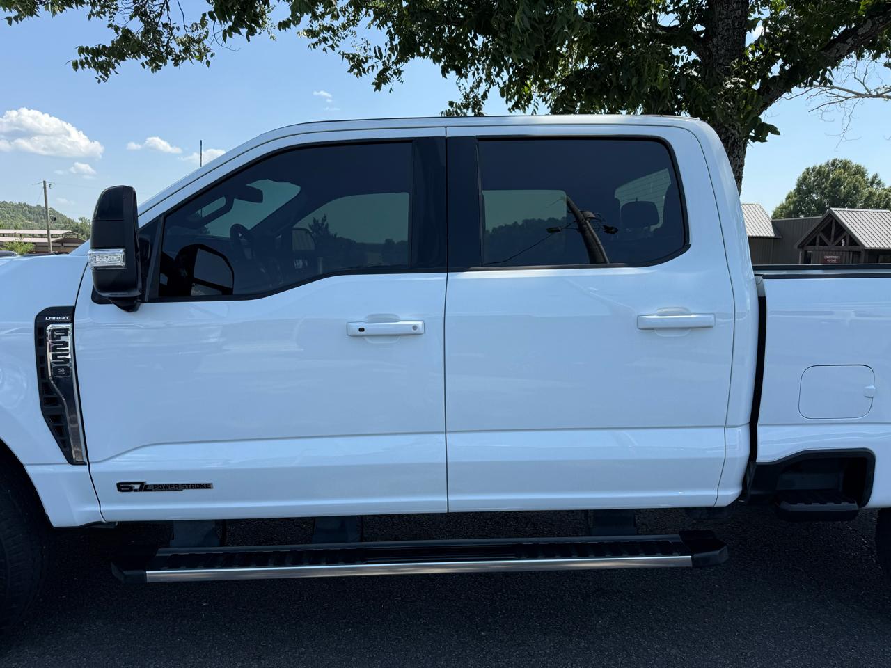 Ford F-250 SD Lariat Crew Cab 4WD 2025