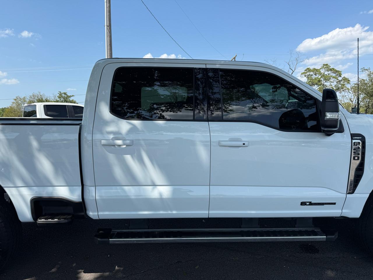 Ford F-250 SD Lariat Crew Cab 4WD 2025
