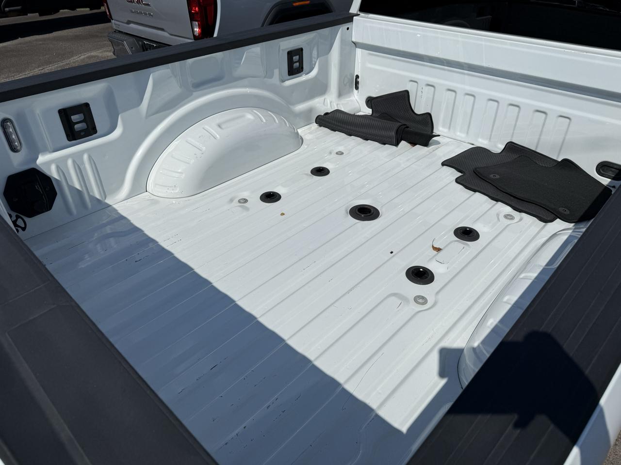 Ford F-250 SD Lariat Crew Cab 4WD 2025