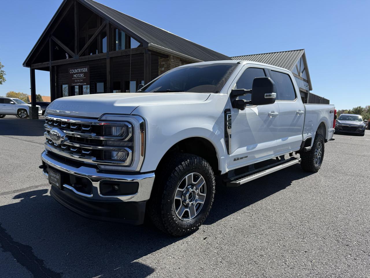 Ford F-250 SD Lariat Crew Cab 4WD 2025
