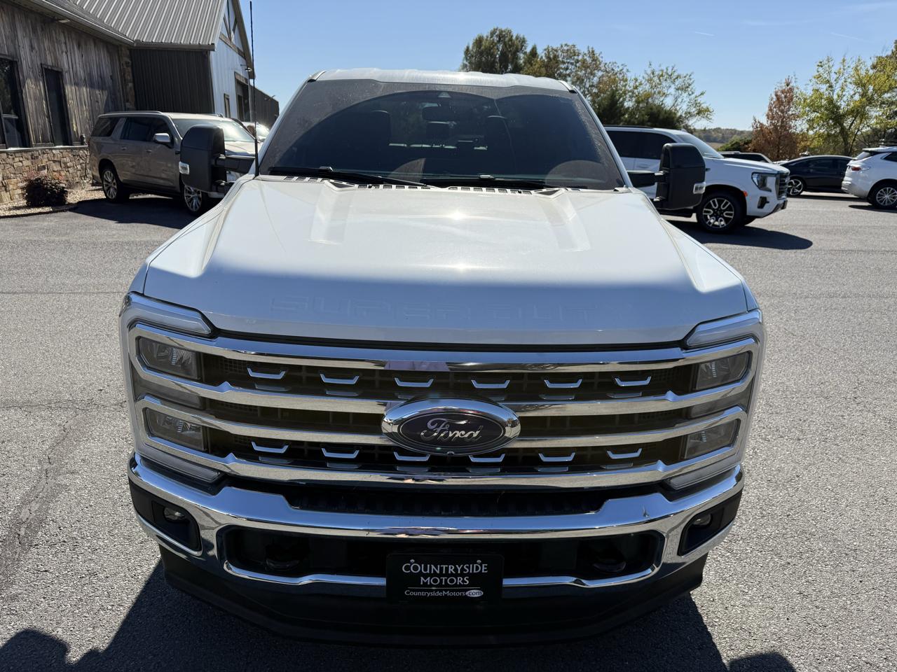 Ford F-250 SD Lariat Crew Cab 4WD 2025