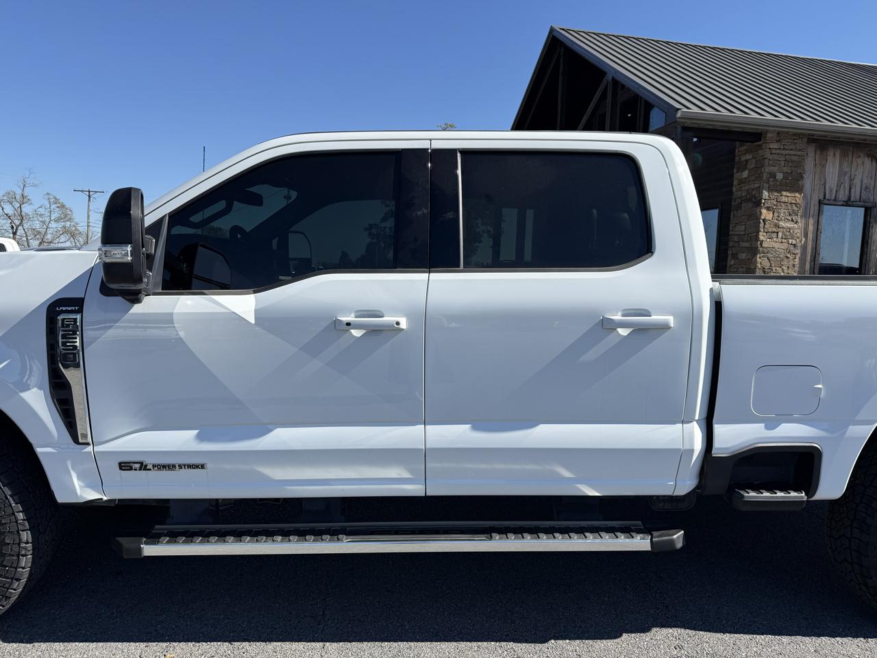 Ford F-250 SD Lariat Crew Cab 4WD 2025