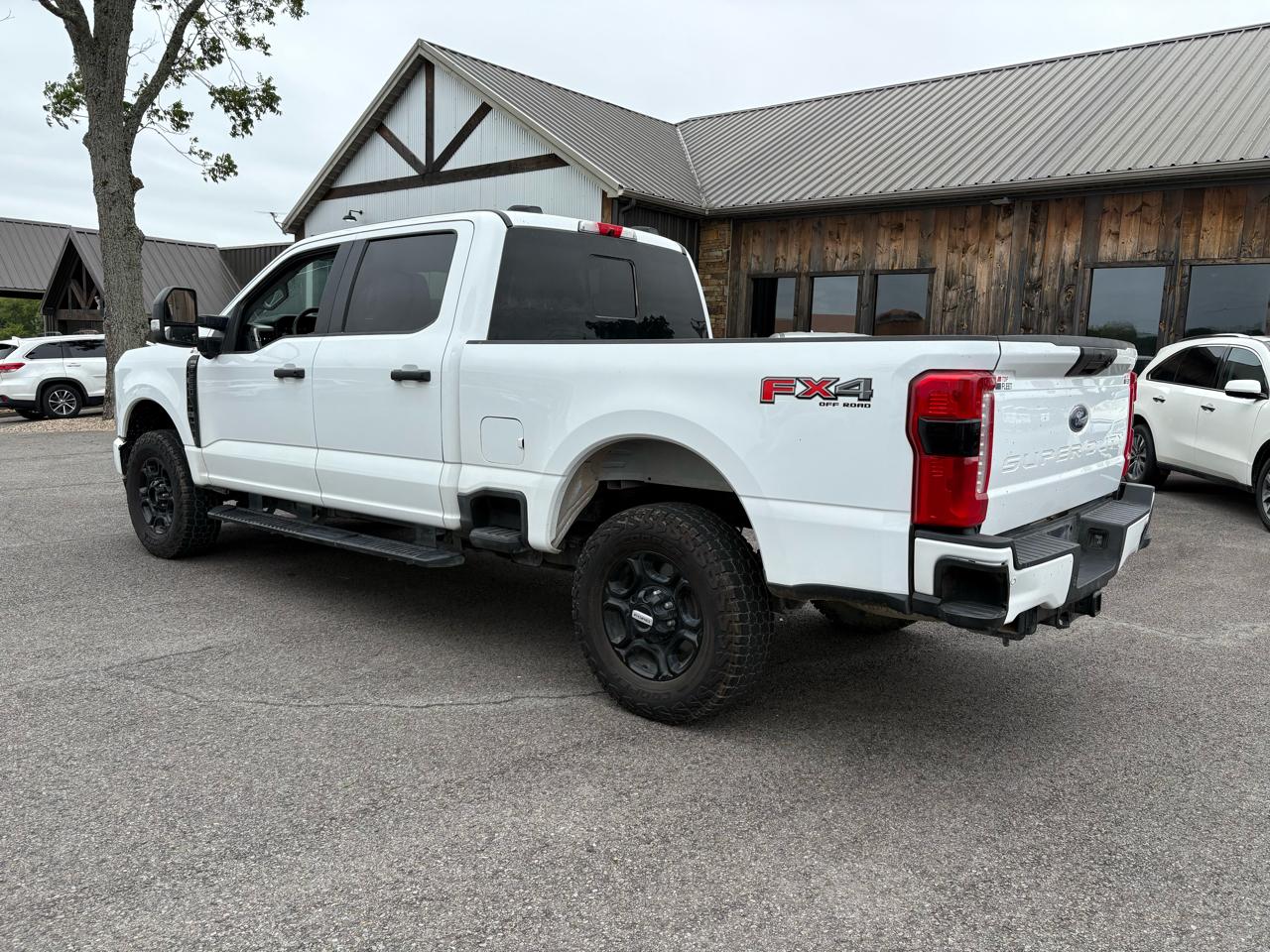 Ford F-250 SD  2024