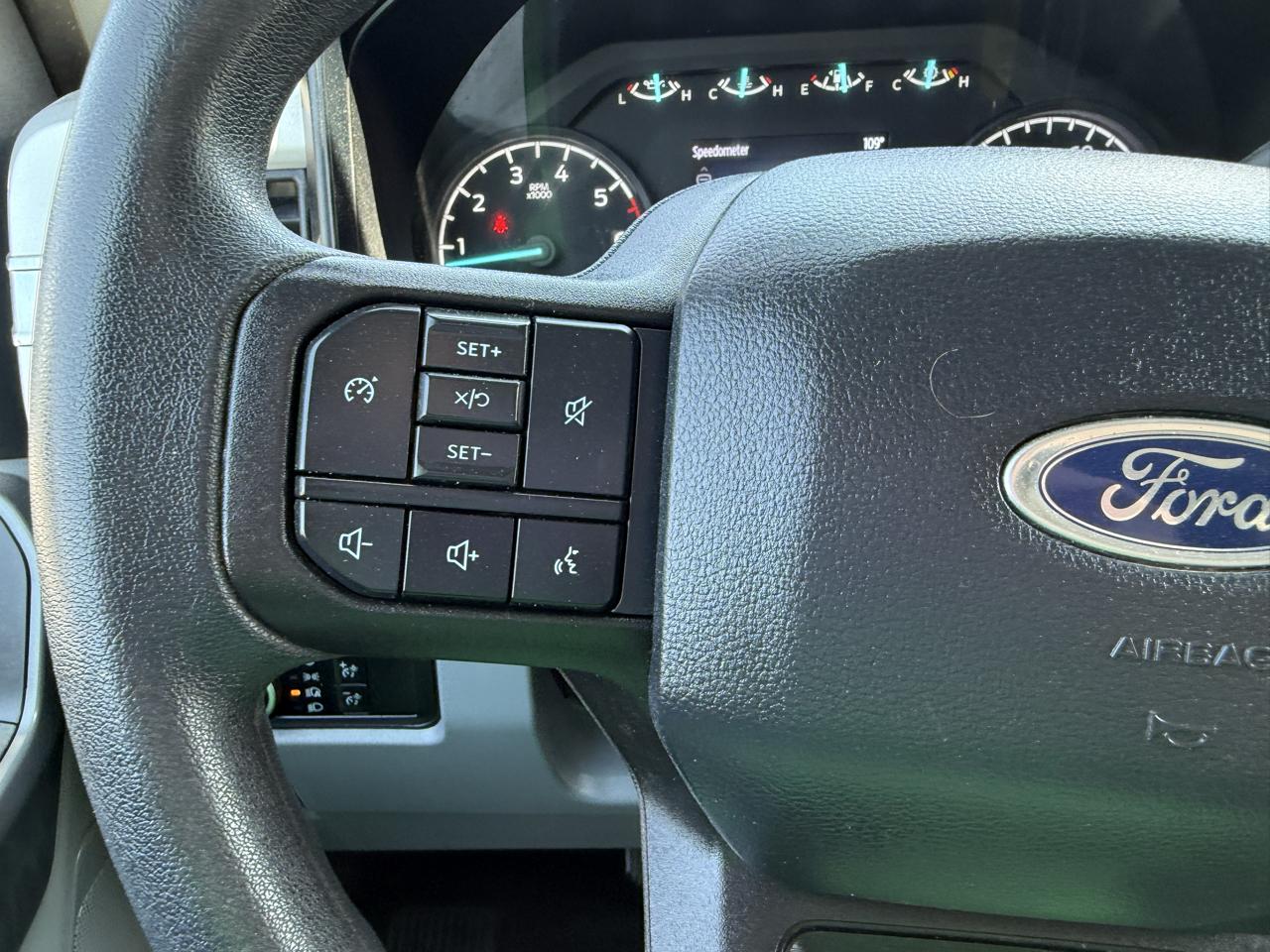 Ford F-250 SD  2024