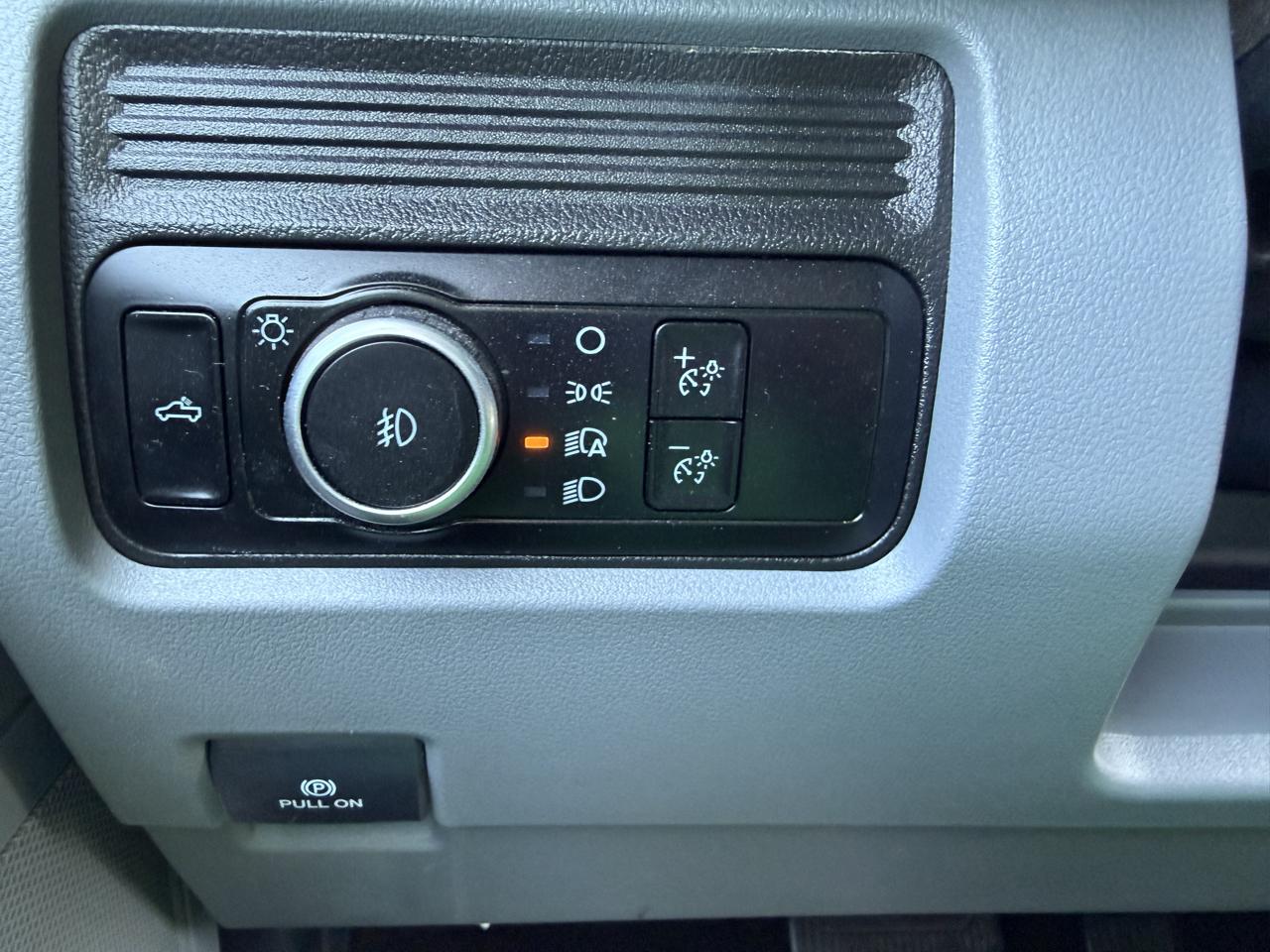 Ford F-250 SD  2024