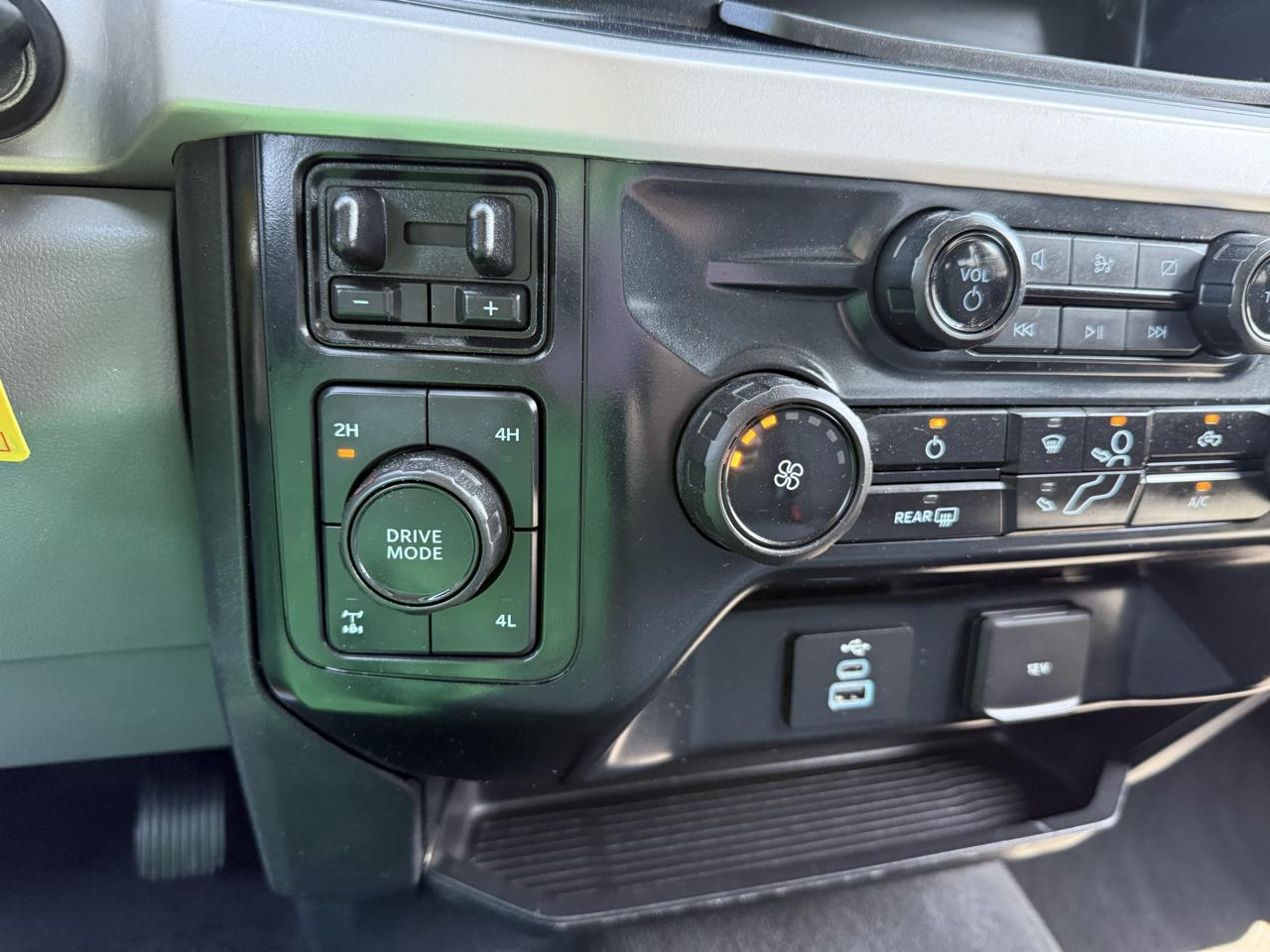Ford F-250 SD  2024