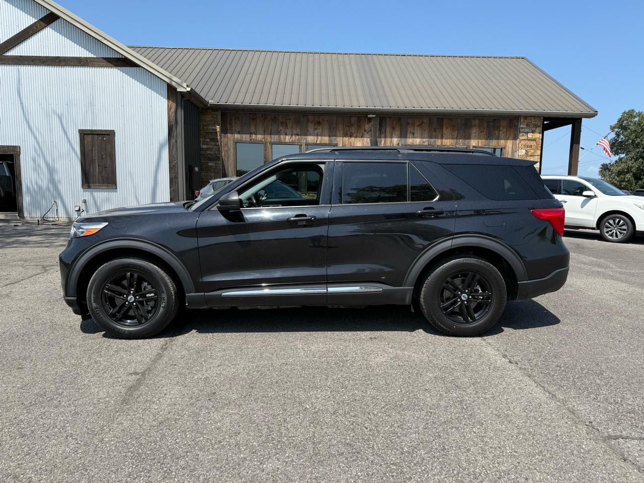 Ford Explorer XLT 2022