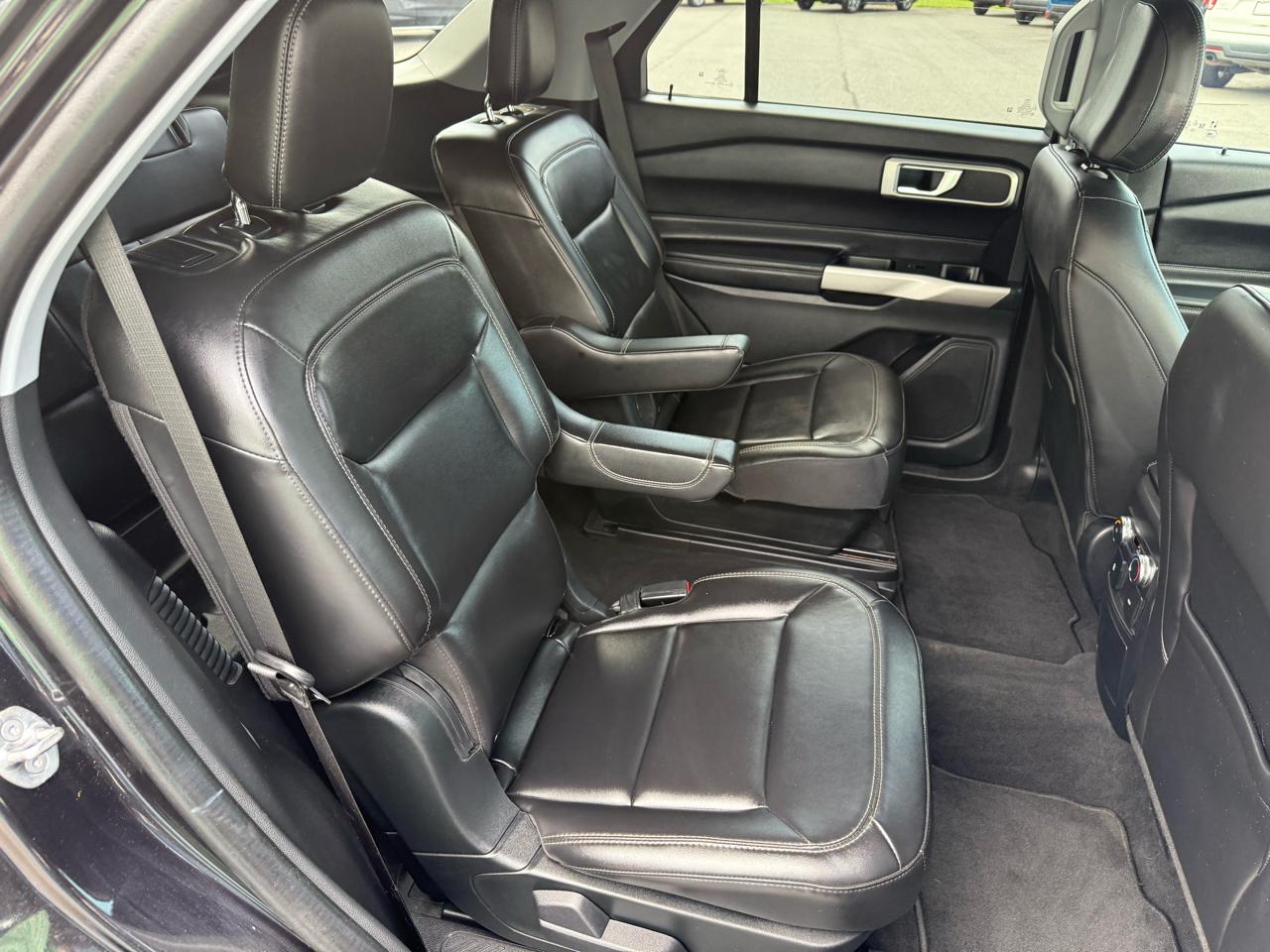 Ford Explorer XLT 2022
