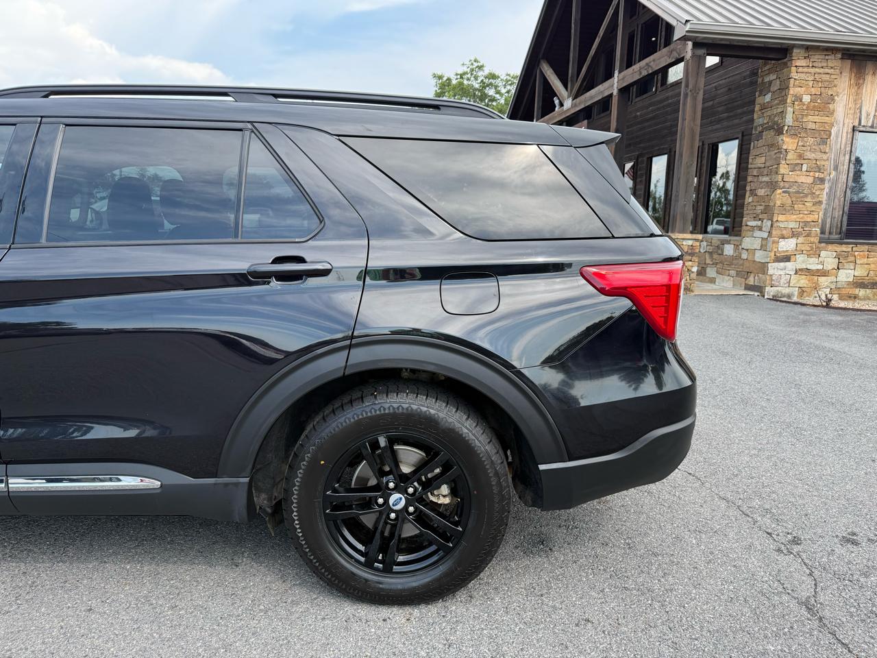 Ford Explorer XLT 2022