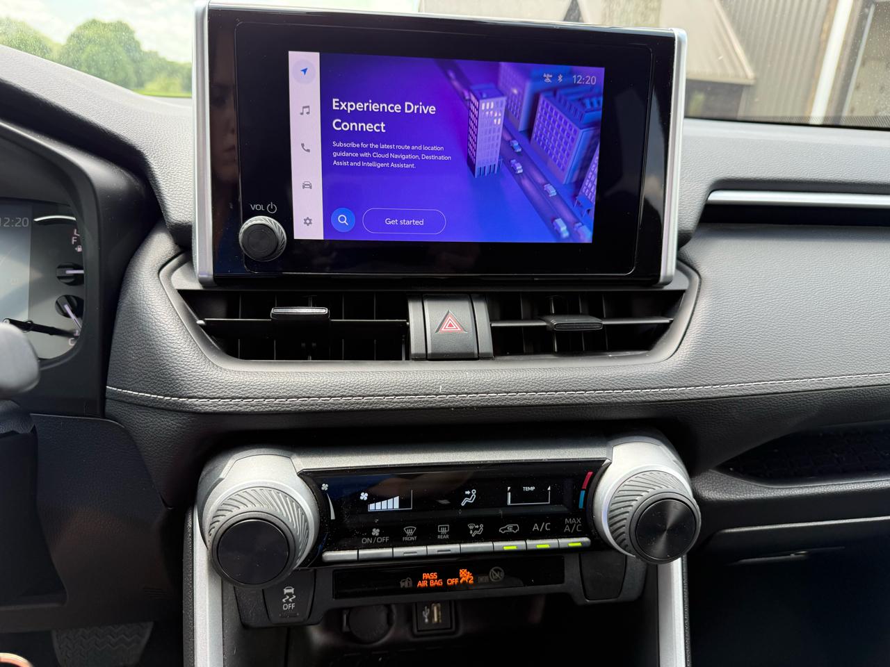 Toyota RAV4 LE 2023