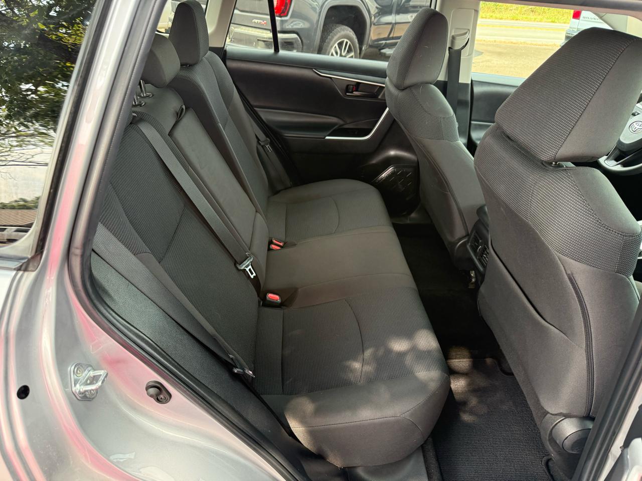 Toyota RAV4 LE 2023