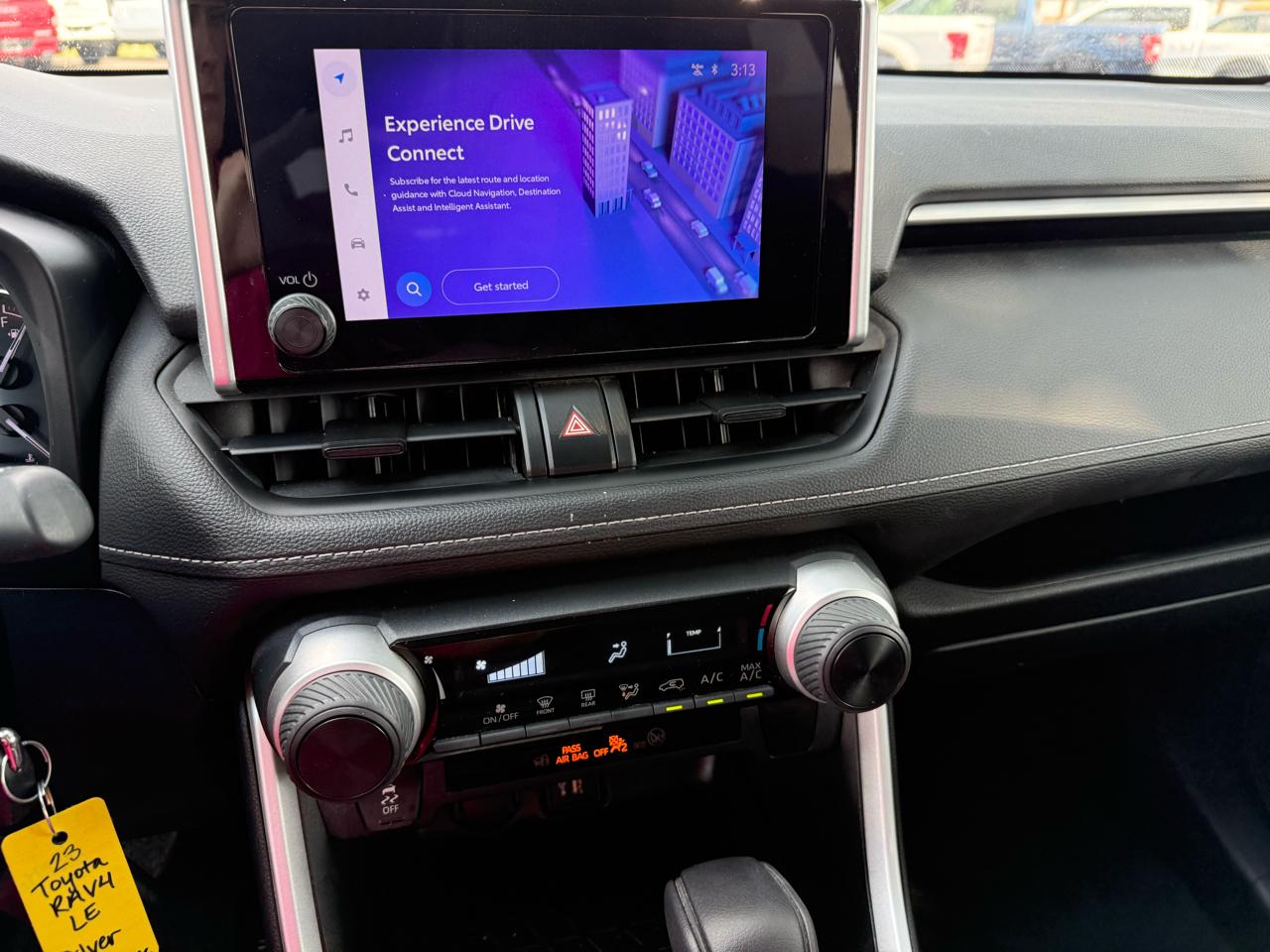 Toyota RAV4 LE 2023