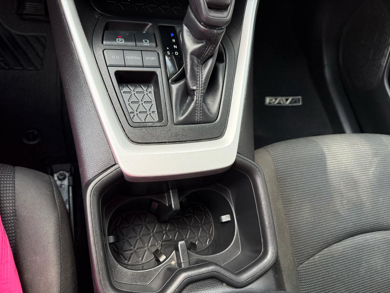 Toyota RAV4 LE 2023