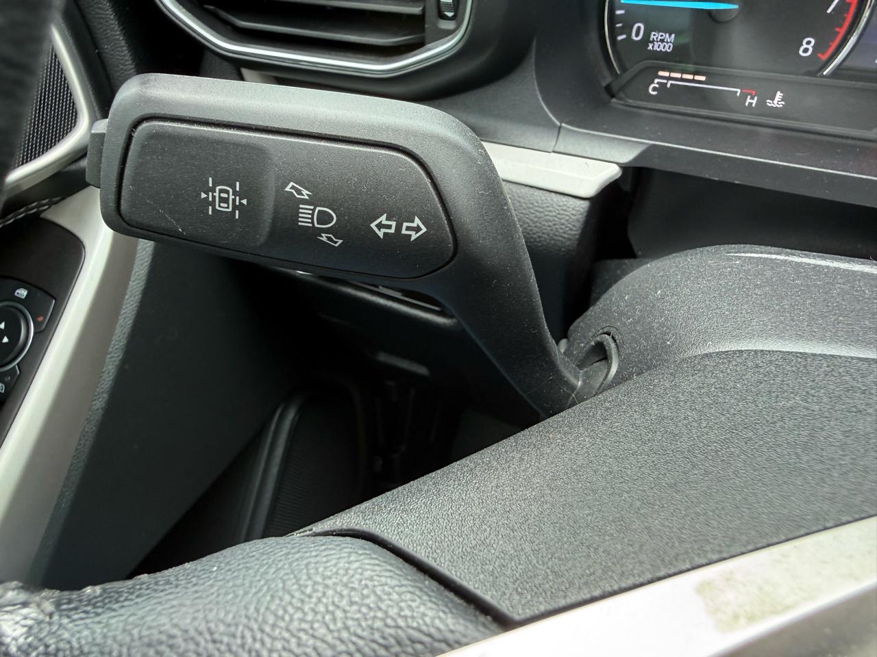 Ford Explorer XLT 2023