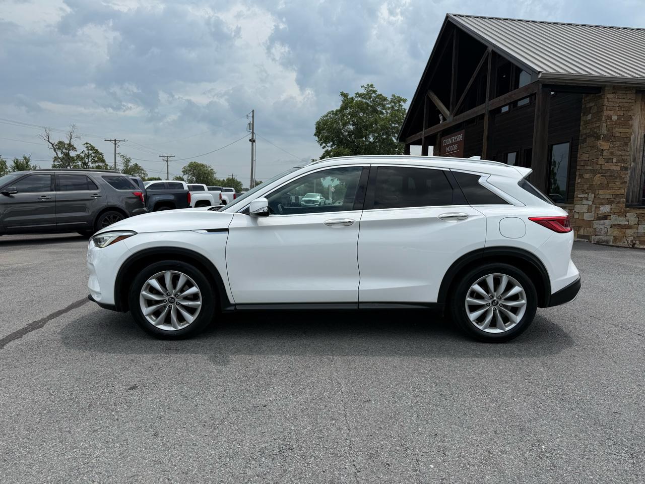 Infiniti QX50 LUXE 2019