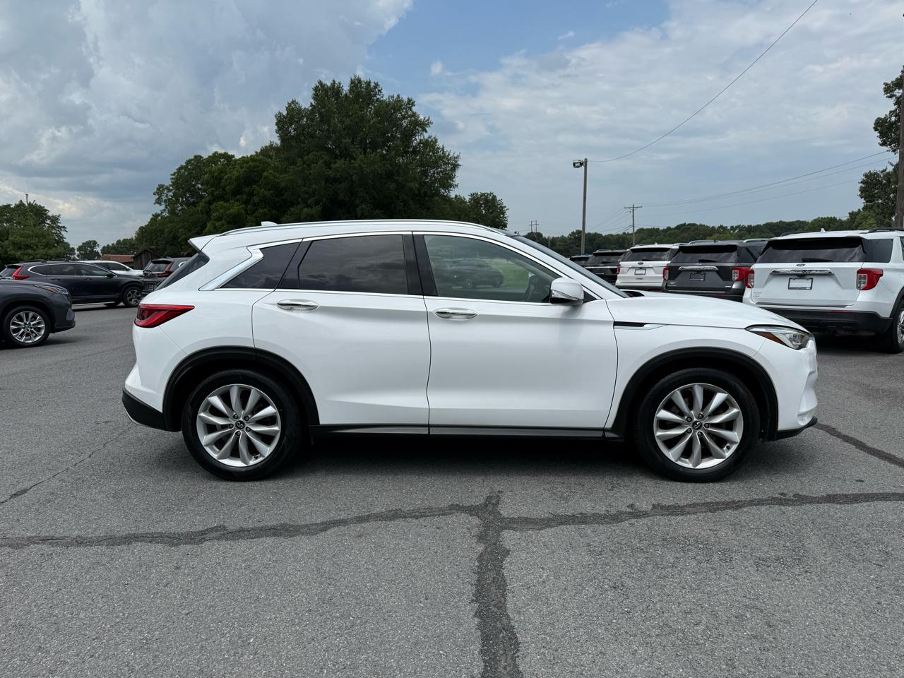 Infiniti QX50 LUXE 2019