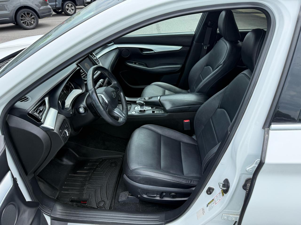 Infiniti QX50 LUXE 2019