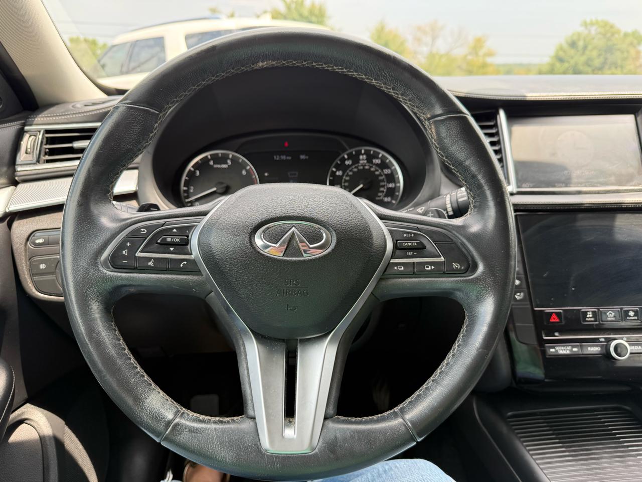 Infiniti QX50 LUXE 2019
