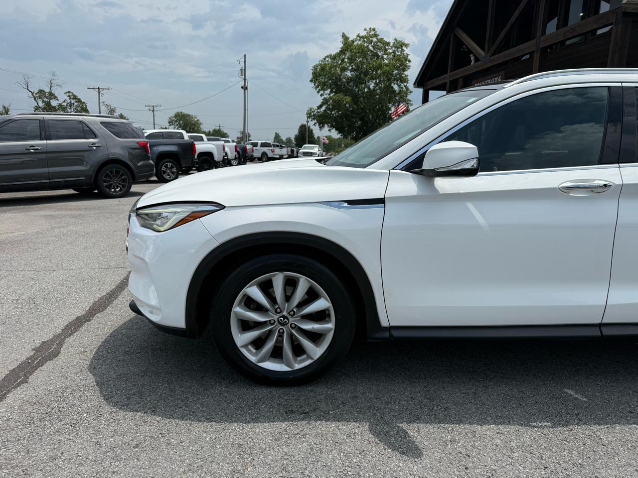 Infiniti QX50 LUXE 2019