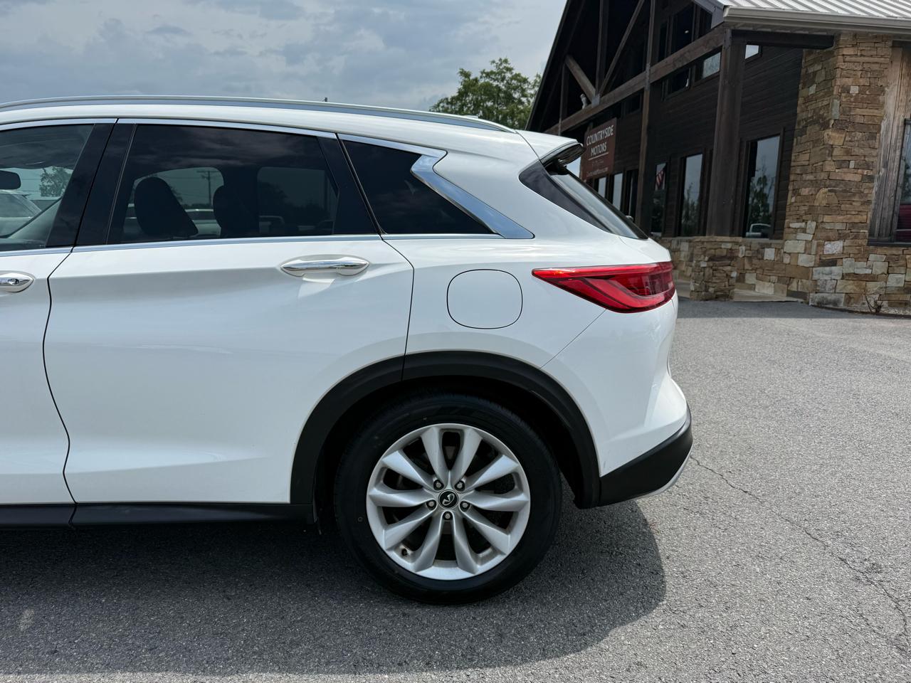 Infiniti QX50 LUXE 2019
