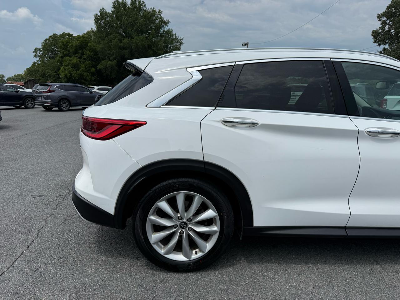 Infiniti QX50 LUXE 2019