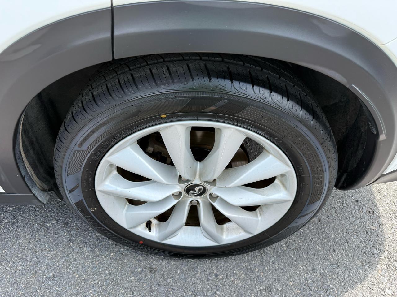 Infiniti QX50 LUXE 2019