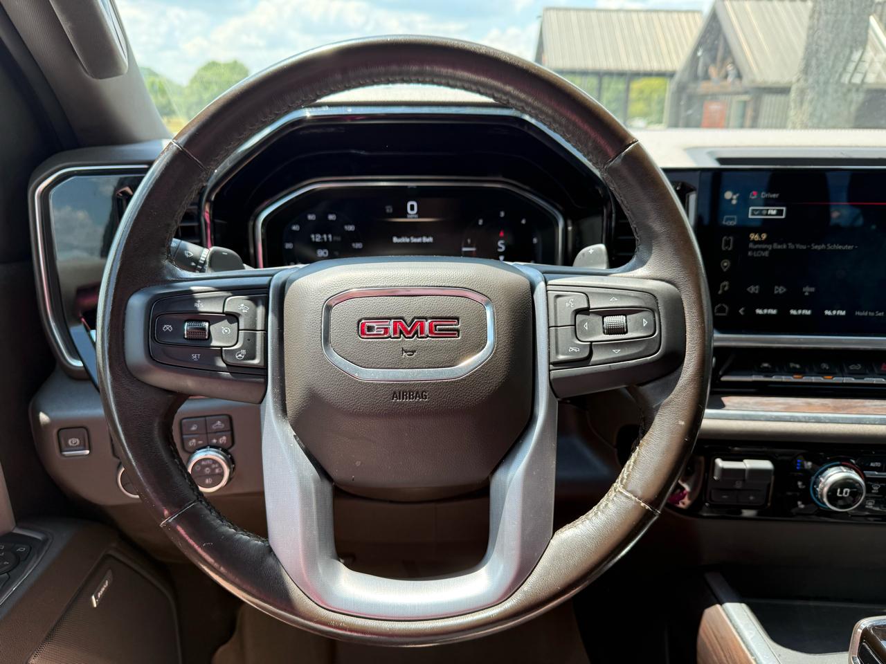 GMC Sierra 1500 SLT Crew Cab 4WD 2022