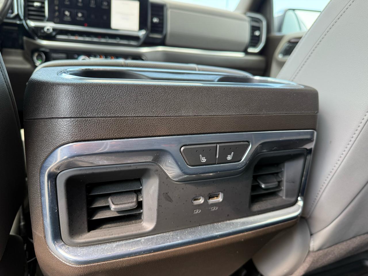 GMC Sierra 1500 SLT Crew Cab 4WD 2022