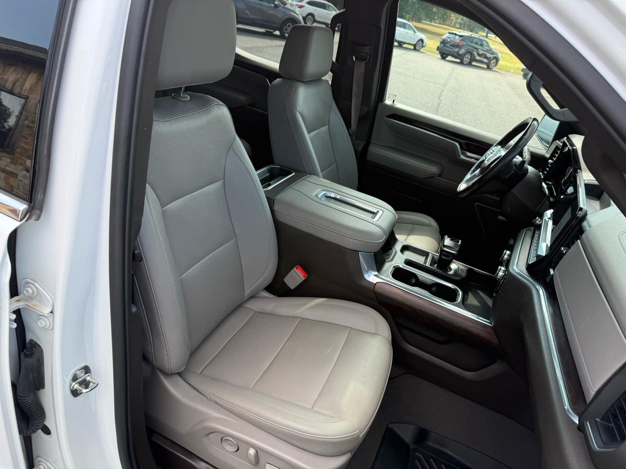 GMC Sierra 1500 SLT Crew Cab 4WD 2022