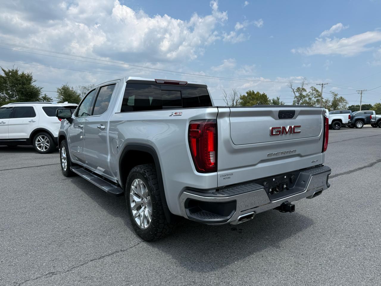 GMC Sierra 1500 SLT Crew Cab 4WD 2021