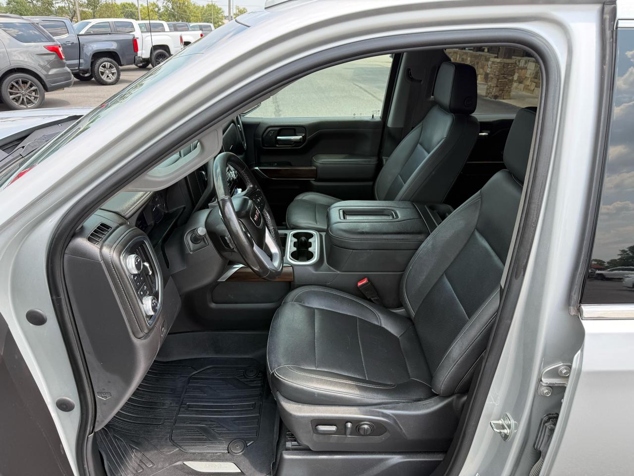 GMC Sierra 1500 SLT Crew Cab 4WD 2021