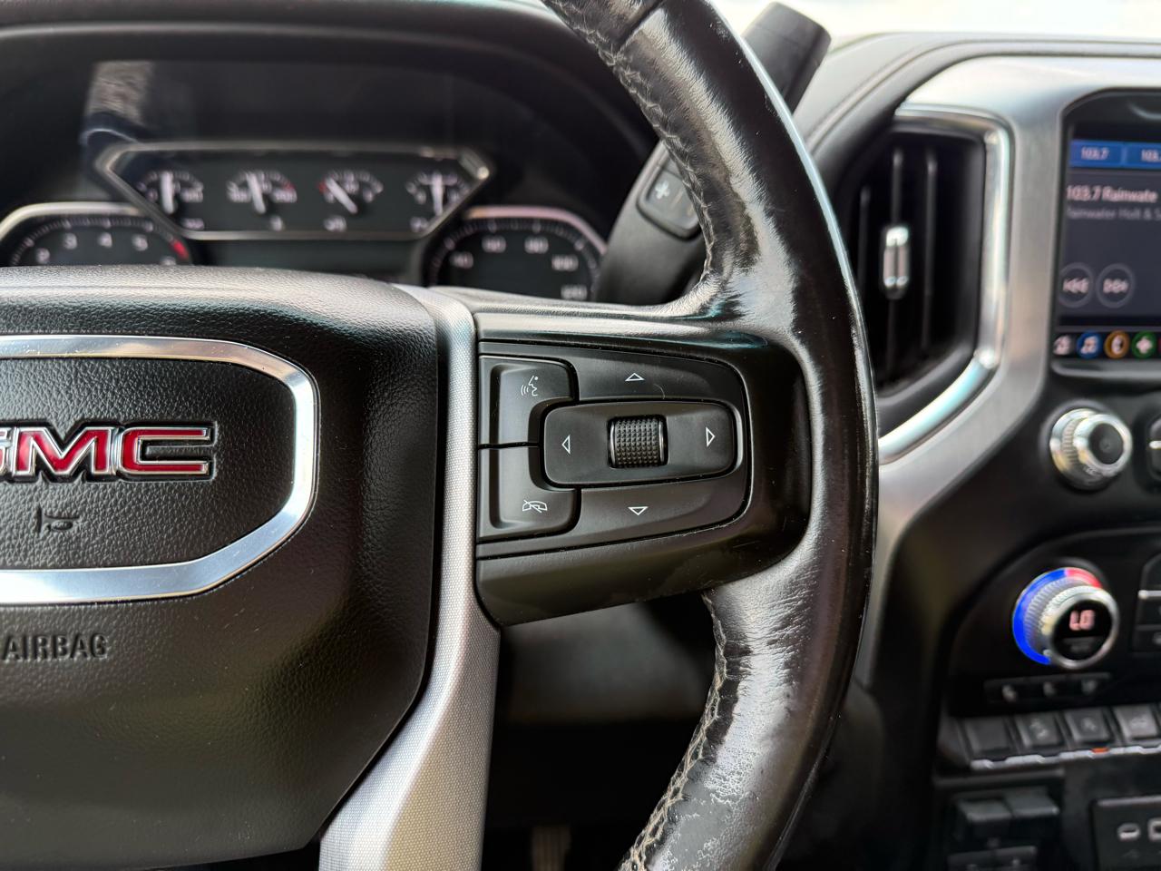 GMC Sierra 1500 SLT Crew Cab 4WD 2021
