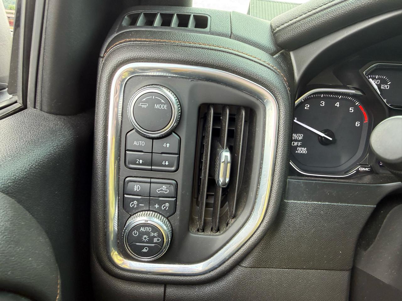 GMC Sierra 1500 AT4 Crew Cab 4WD 2021