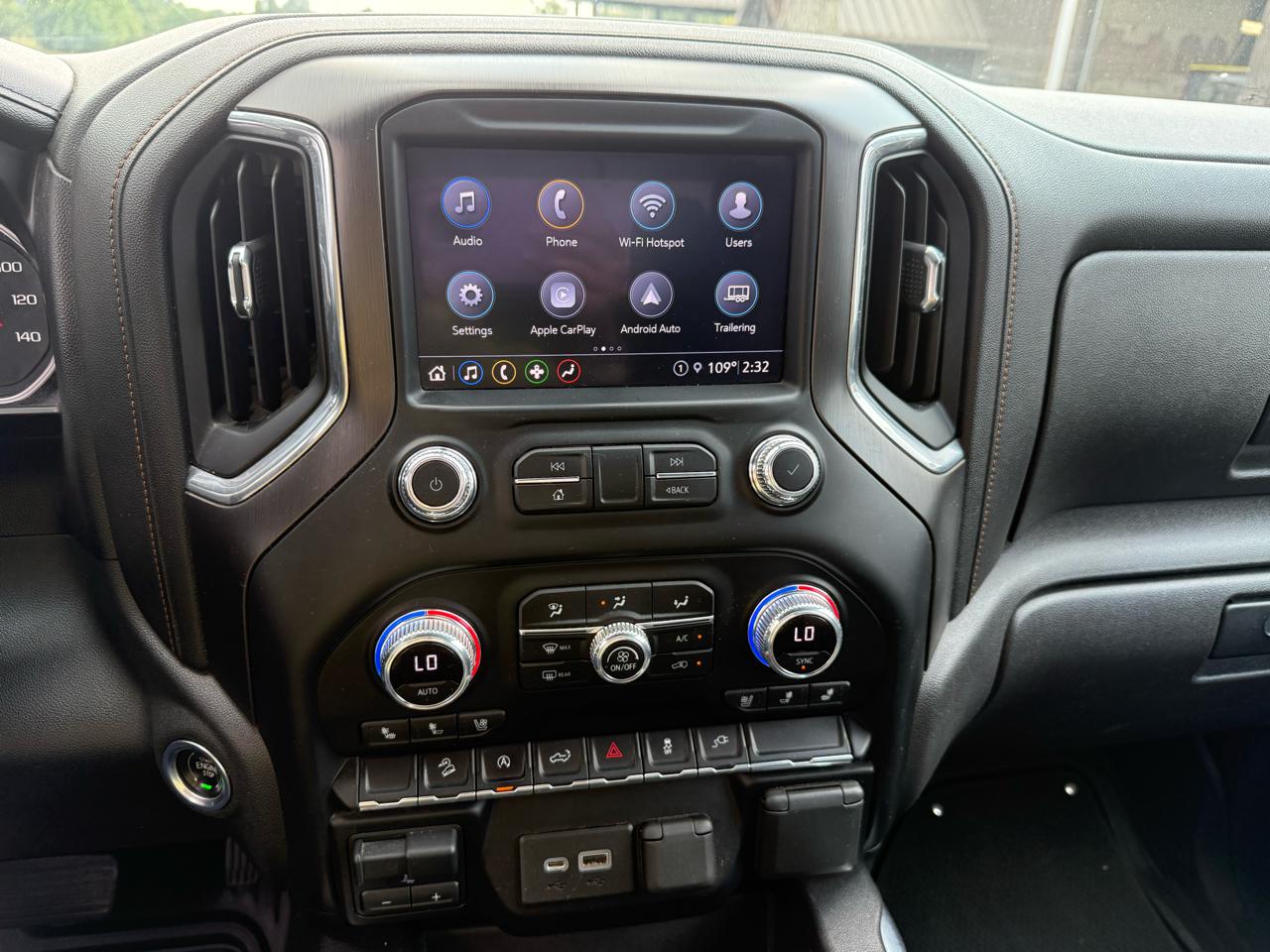 GMC Sierra 1500 AT4 Crew Cab 4WD 2021