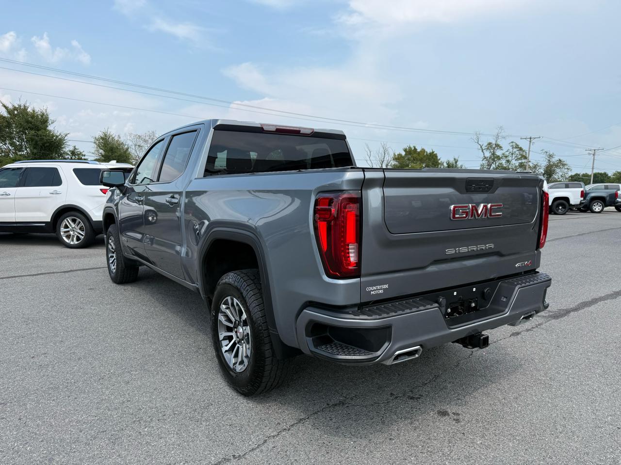 GMC Sierra 1500 AT4 Crew Cab 4WD 2021