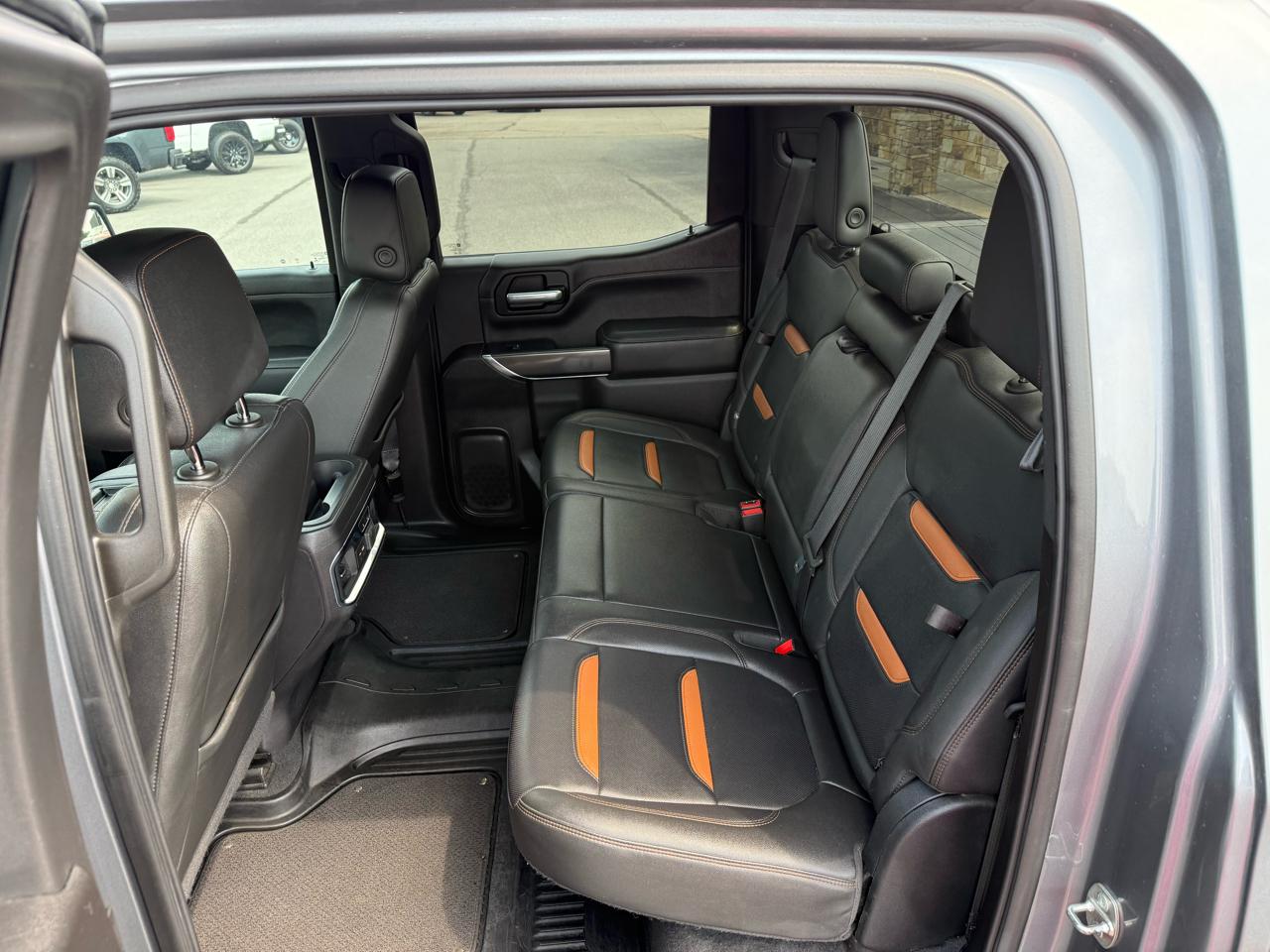 GMC Sierra 1500 AT4 Crew Cab 4WD 2021
