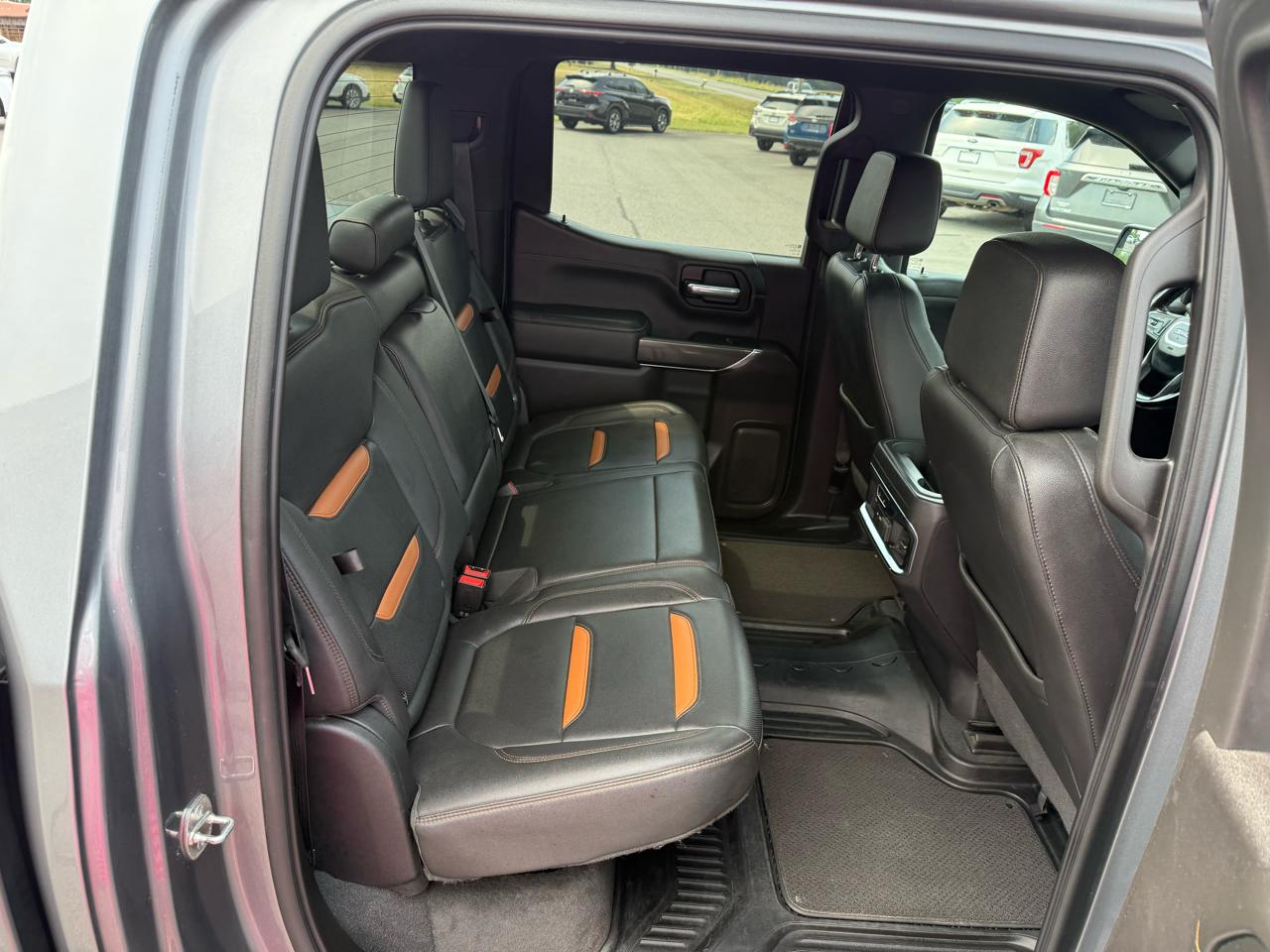 GMC Sierra 1500 AT4 Crew Cab 4WD 2021
