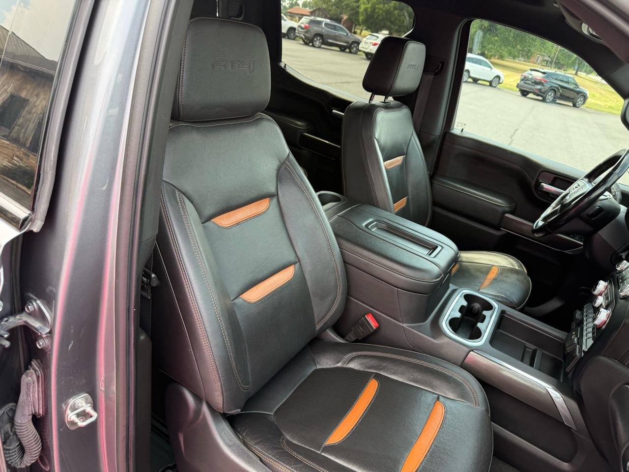 GMC Sierra 1500 AT4 Crew Cab 4WD 2021