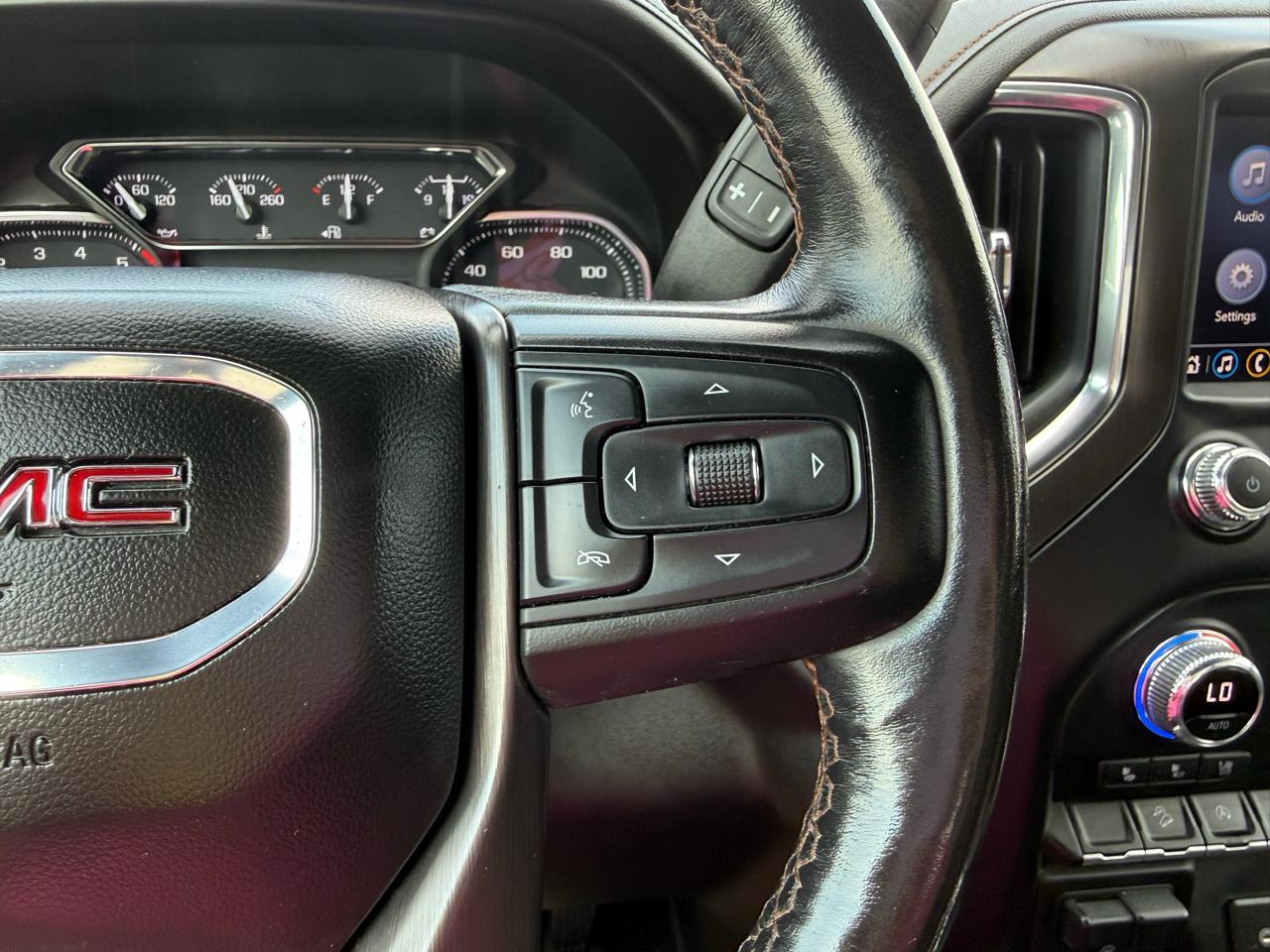 GMC Sierra 1500 AT4 Crew Cab 4WD 2021