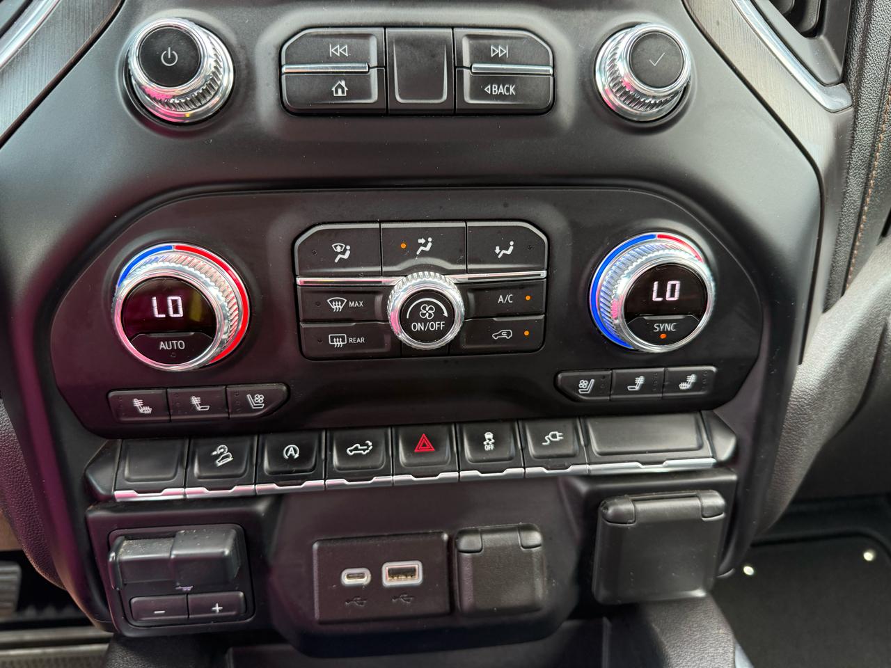 GMC Sierra 1500 AT4 Crew Cab 4WD 2021
