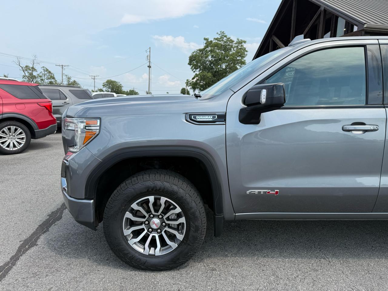 GMC Sierra 1500 AT4 Crew Cab 4WD 2021
