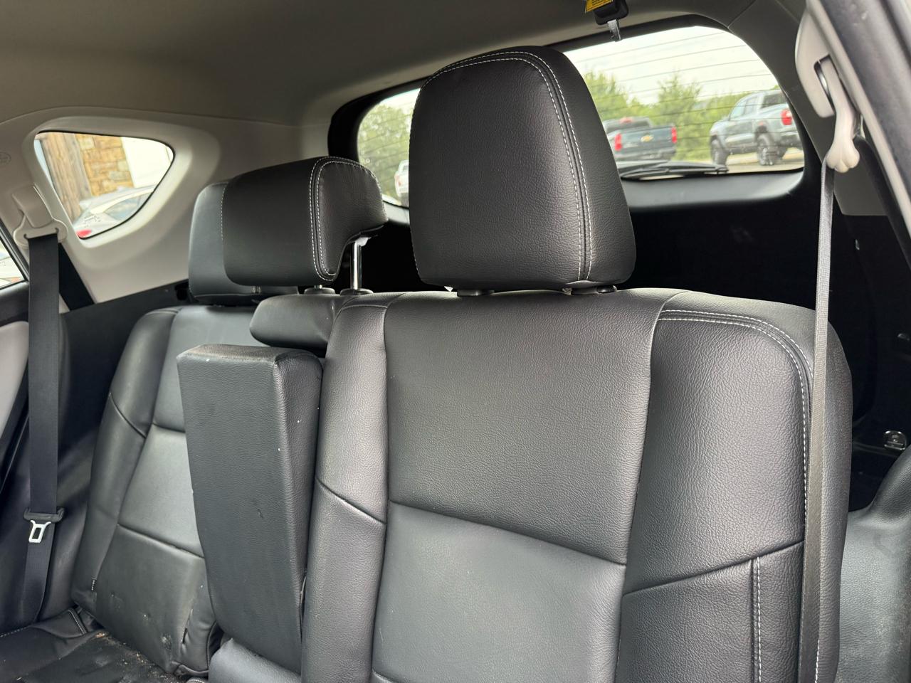 Toyota RAV4 XLE FWD 2018