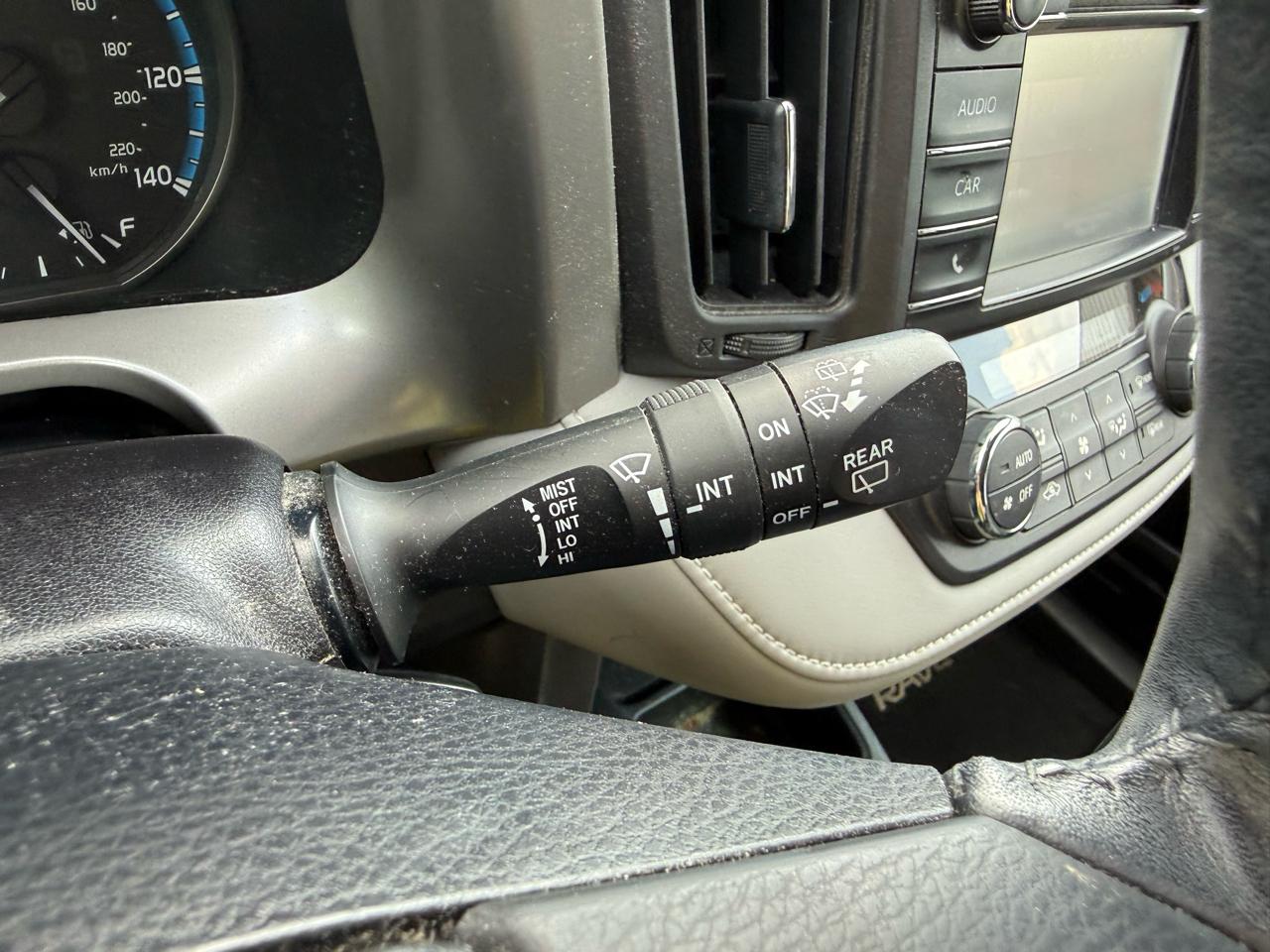 Toyota RAV4 XLE FWD 2018