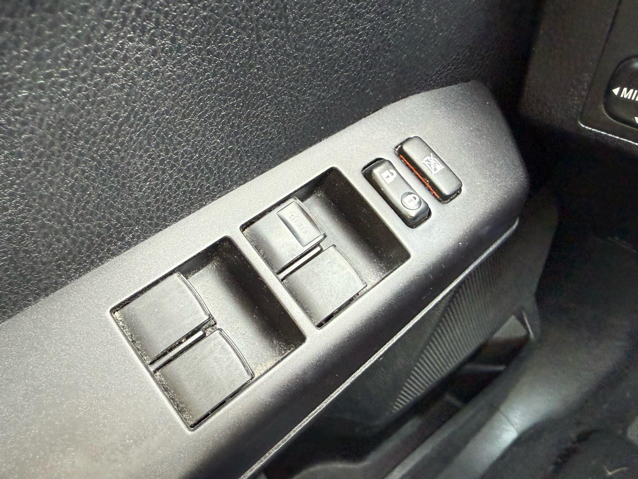 Toyota RAV4 XLE FWD 2018