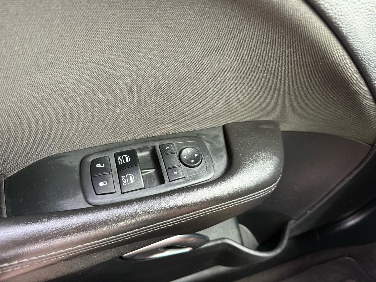 Dodge Challenger SXT 2018